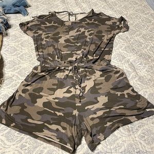 Zenana camo romper